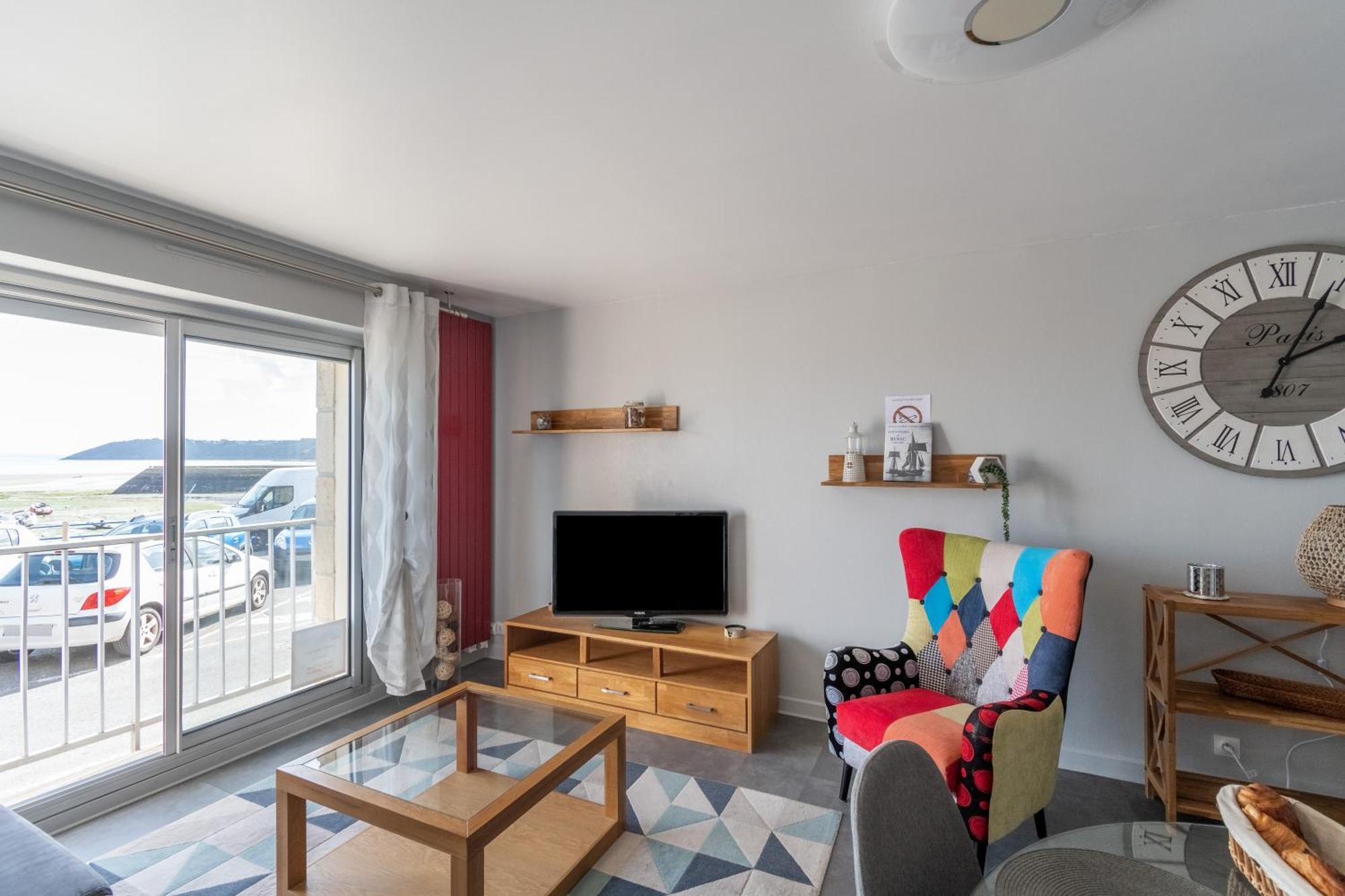 Au Bruit Des Vagues Apartment Биник Екстериор снимка