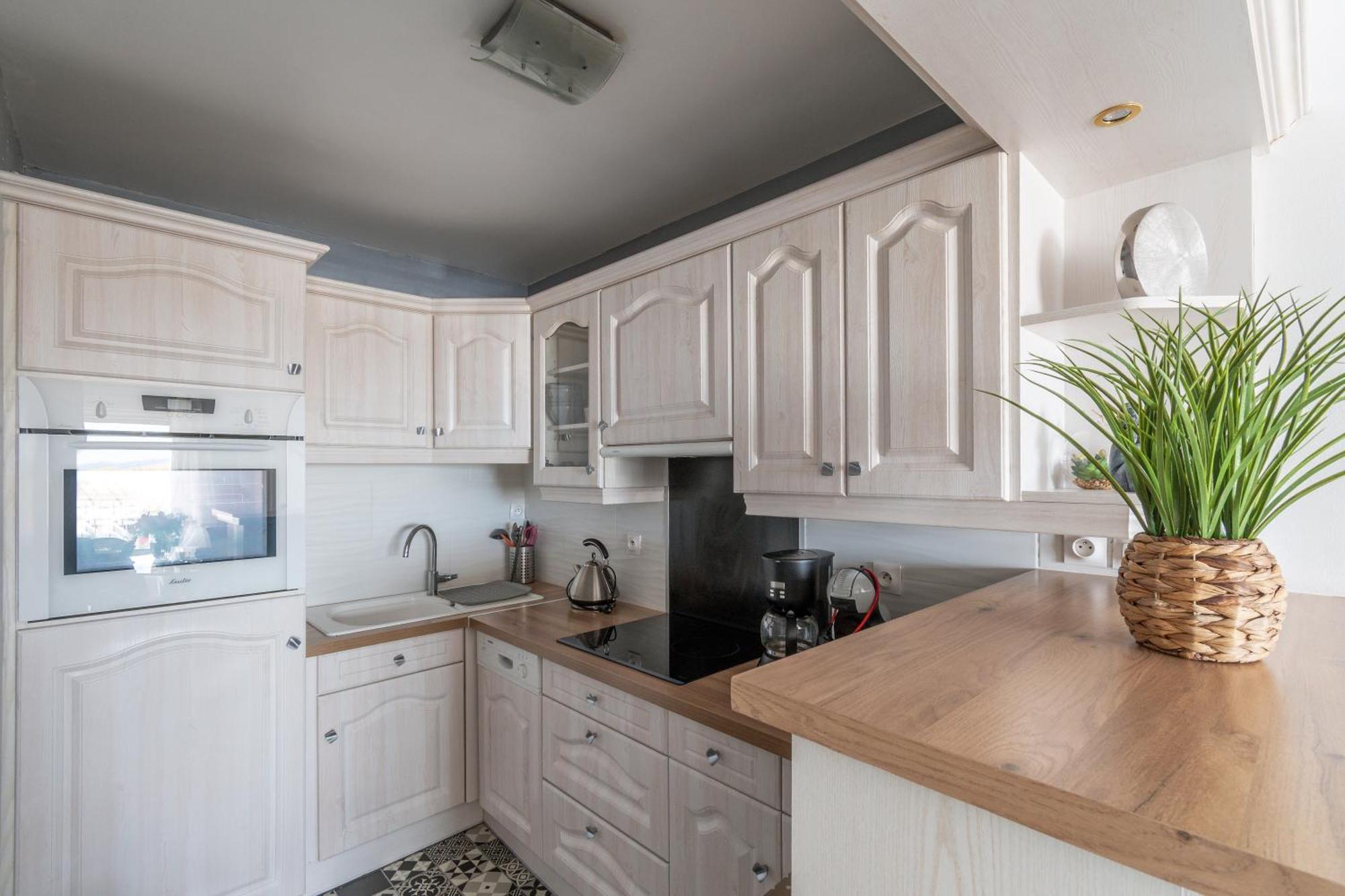 Au Bruit Des Vagues Apartment Биник Стая снимка