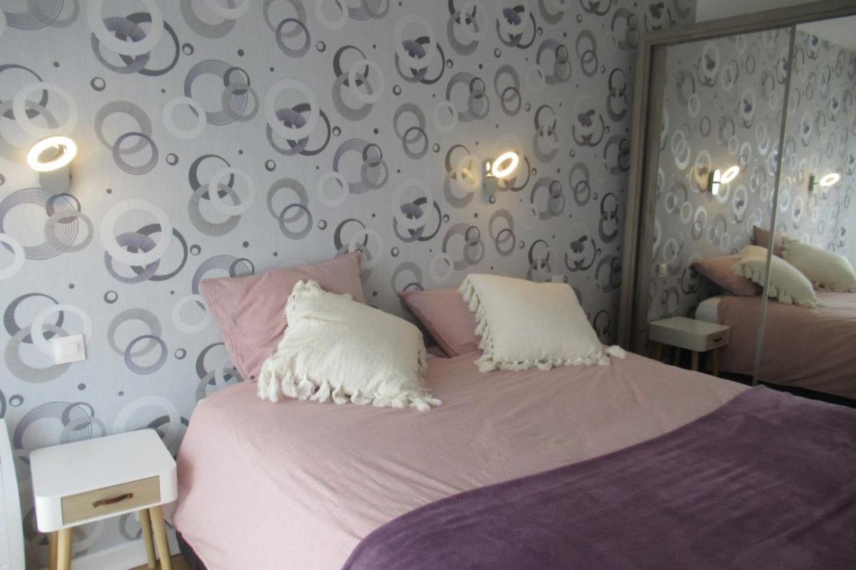 Au Bruit Des Vagues Apartment Биник Екстериор снимка