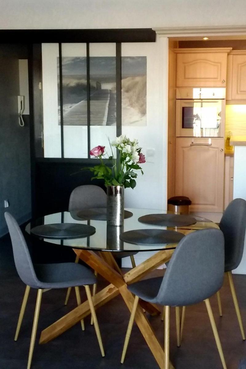 Au Bruit Des Vagues Apartment Биник Екстериор снимка