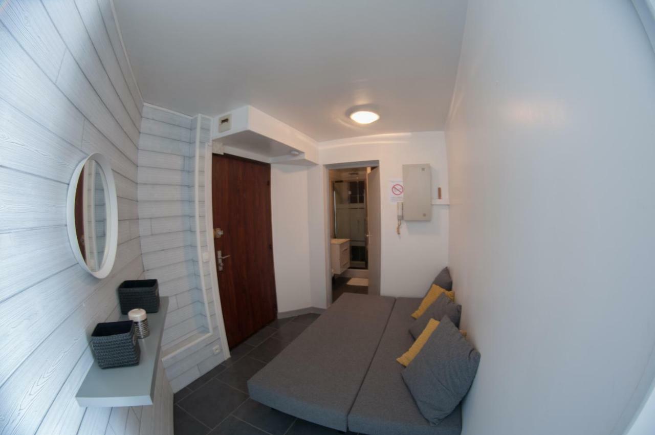 Au Bruit Des Vagues Apartment Биник Екстериор снимка